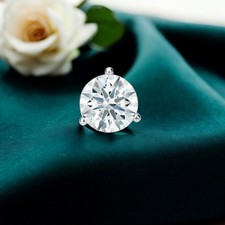 Orecchini da uomo certificati